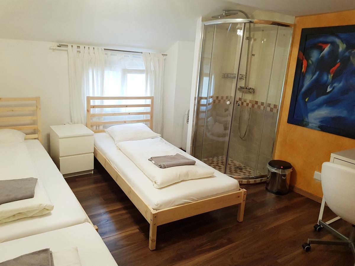 Linda'S Backpacker Zuerich City Zurique Exterior foto